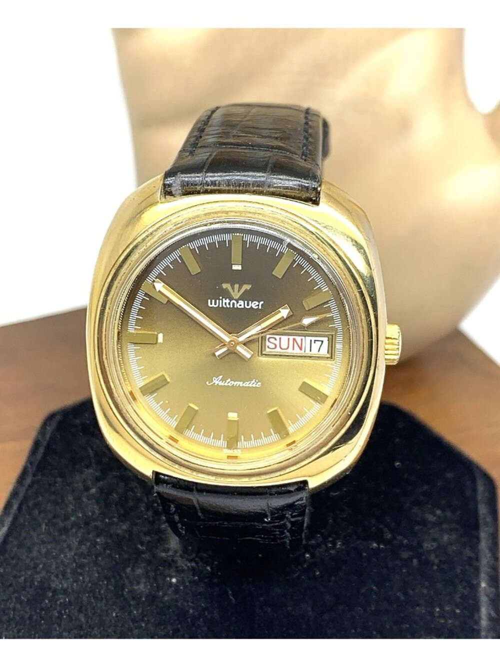 Wittnauer Men's Watch Vintage Swiss Automatic Gold Dial Day Date Leather Strap